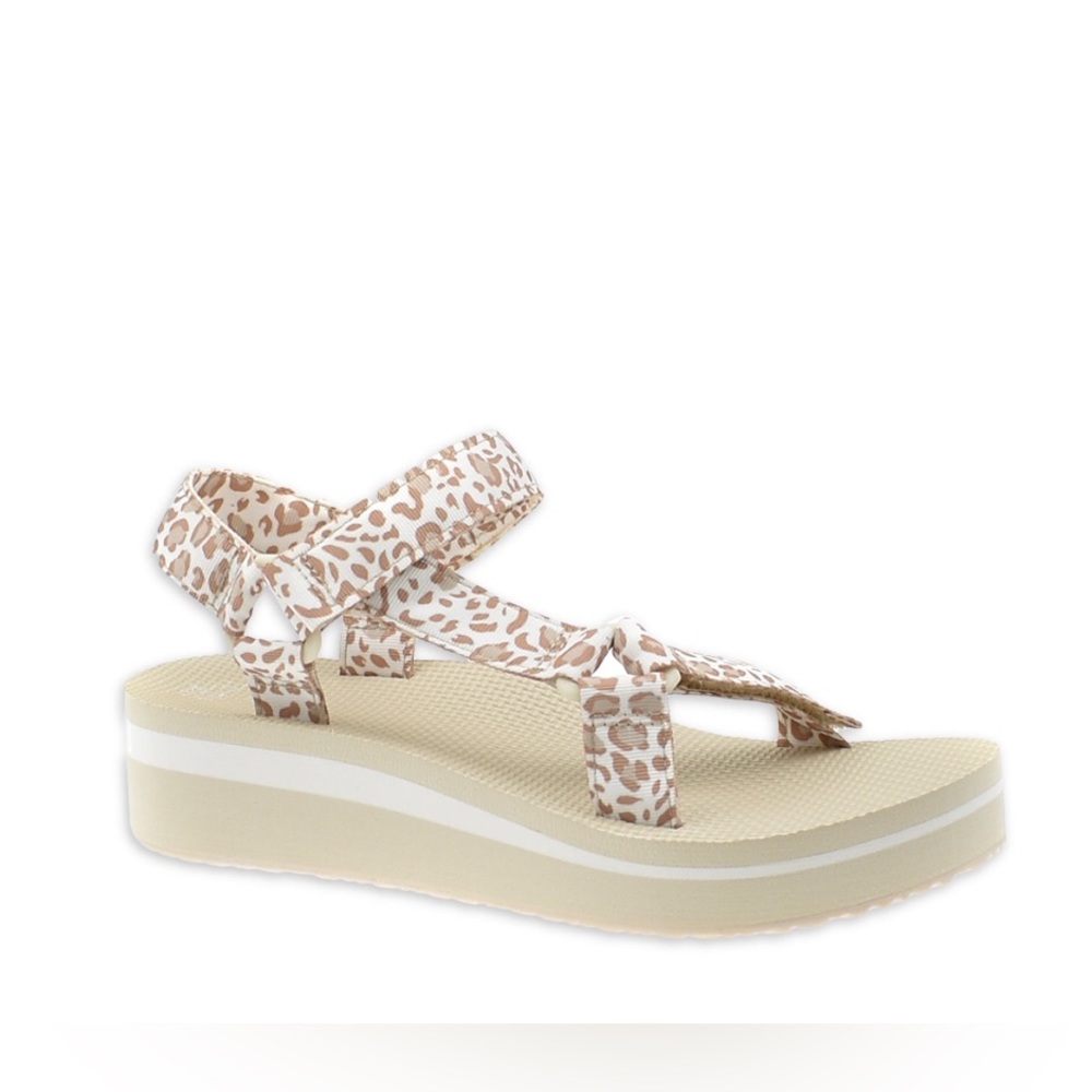 NWT- Time and Tru Platform Nature Sandals